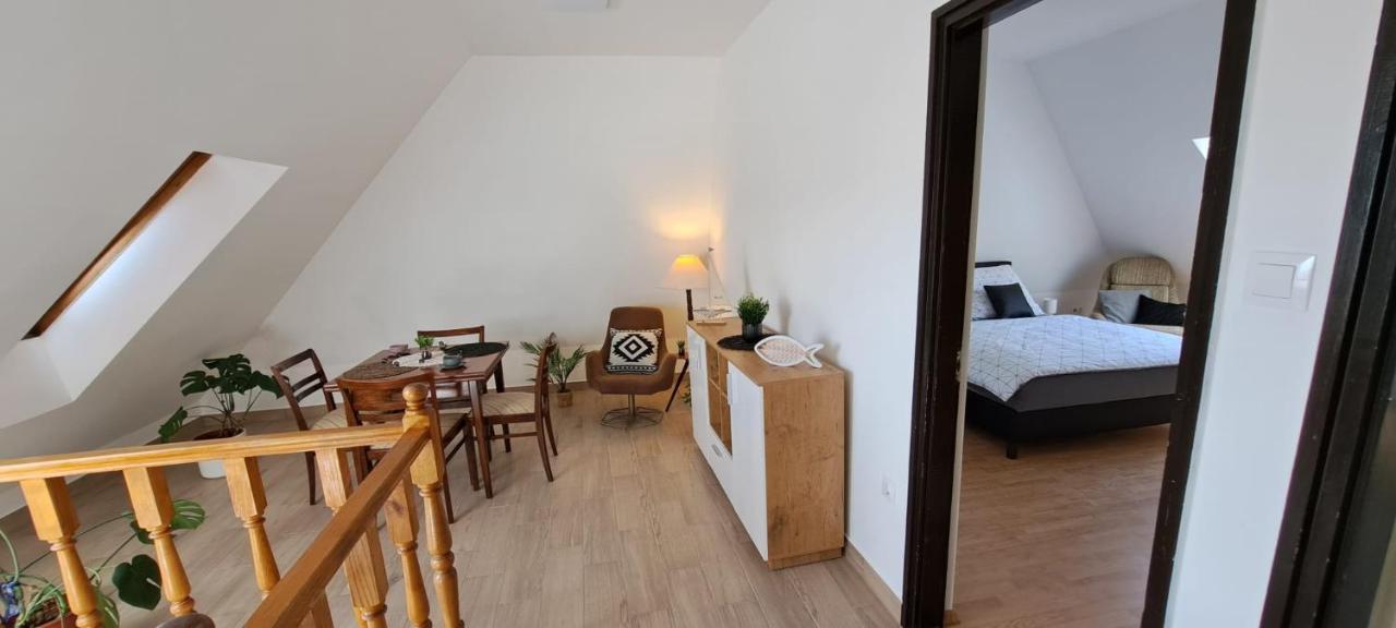 Babi Apartmanhaz Gyenesdiás Екстериор снимка