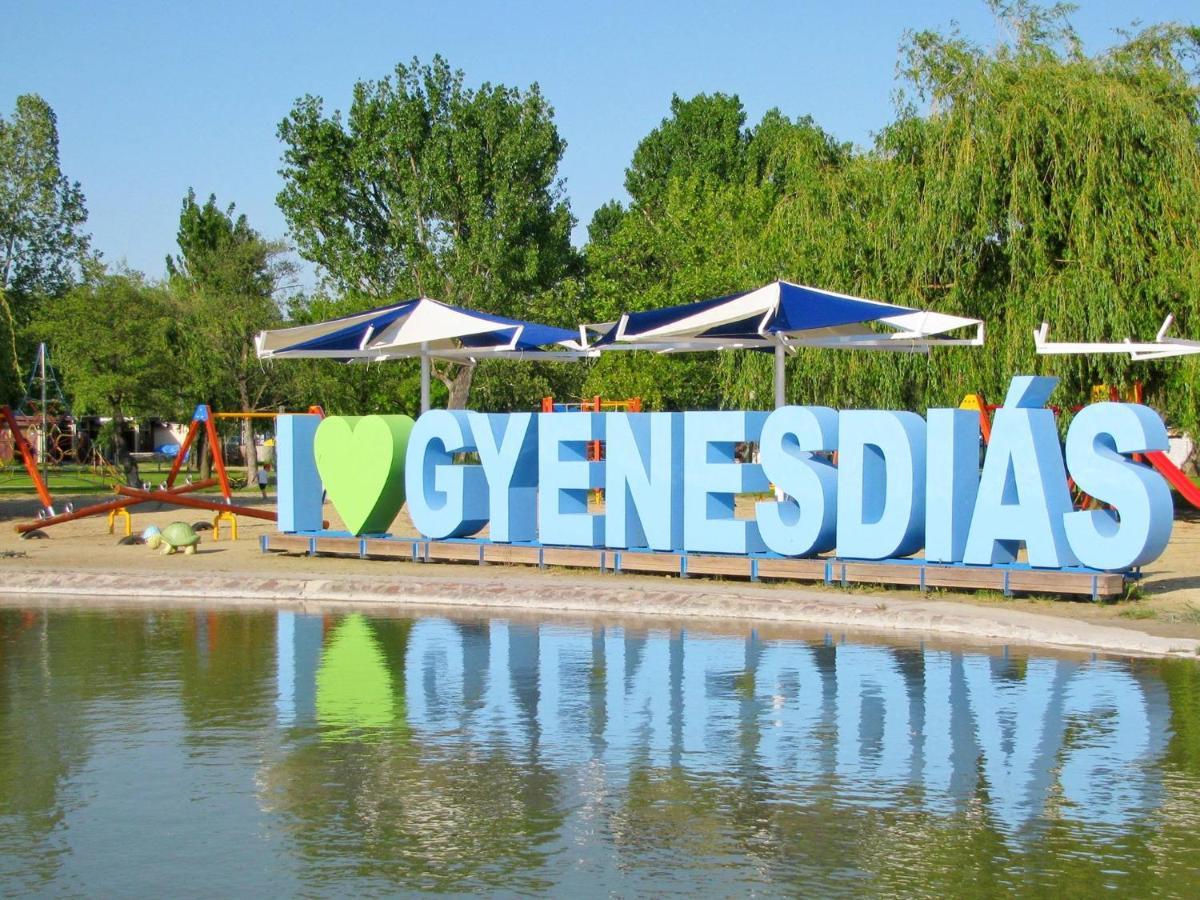 Babi Apartmanhaz Gyenesdiás Екстериор снимка